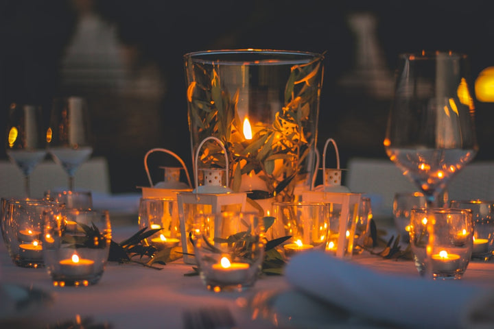 Valentine’s Day Candle Holder Ideas for a Romantic Dinner Table