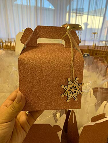 T-Antrix 50pcs DIY Wooden Snowflakes Unfinished Wood Ornaments Cutouts Christmas Wood Snowflake for Christmas Decoration Christmas Tree Hanging Embellishments and Craft DIY with Strings