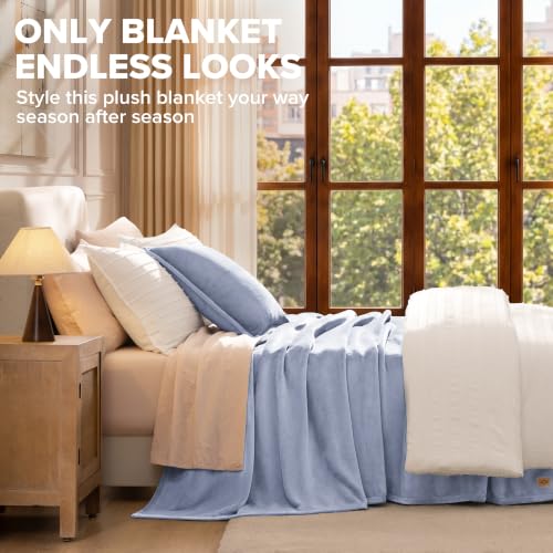 UGG Coco Queen Bed Blanket, Luxury Fleece, 90" x 92", Lavender (Misty Wist)