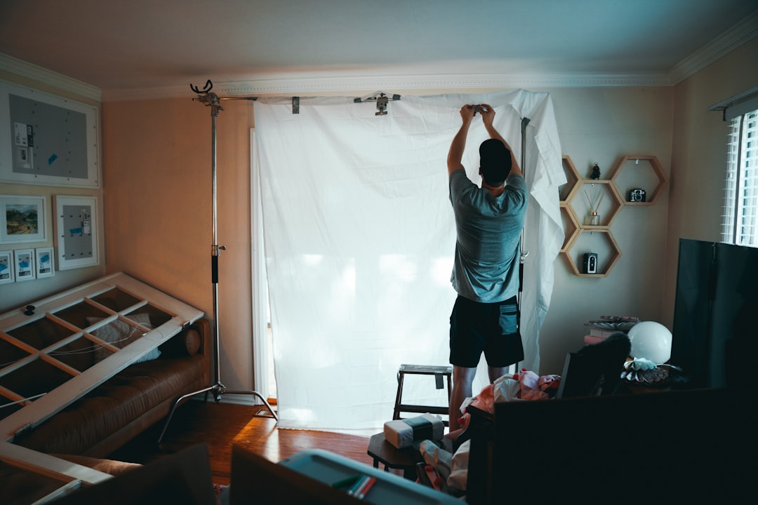 How to Use Command Strips for Hanging Tapestry in a Rental Bedroom