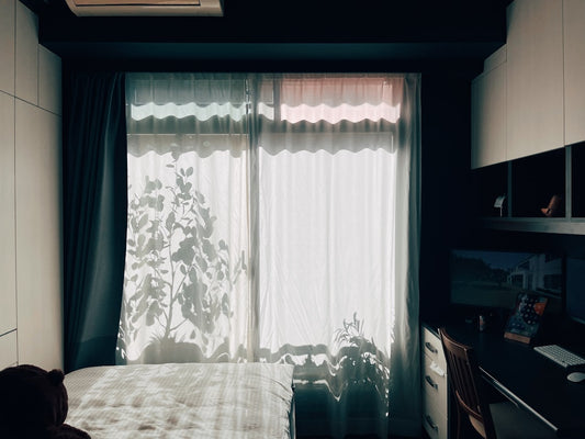 Curtains vs Blinds for a Rental Bedroom: Which Is Easier to Style?