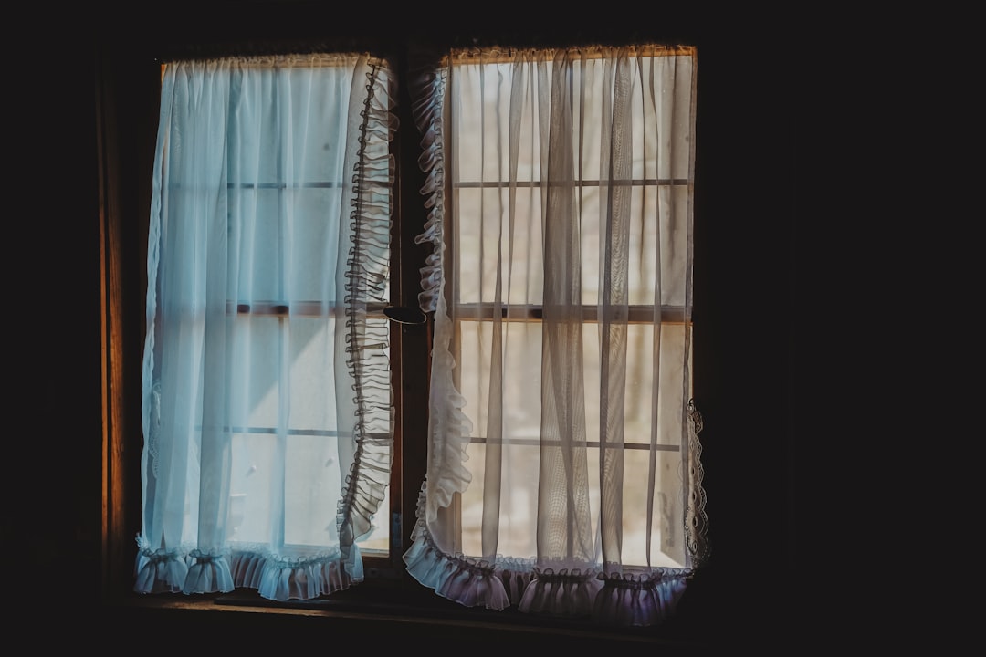 Curtains vs Blinds for a Rental Bedroom: Which Is Easier to Install?