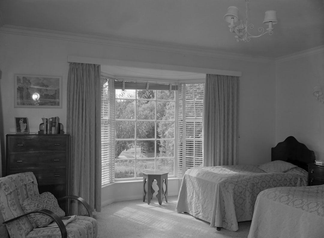 Curtains vs. Blinds for a Small Bedroom: Which Saves More Space?