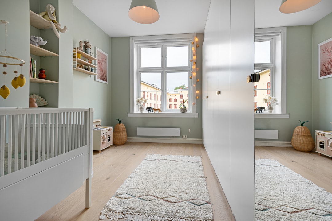 How to Choose the Right Boho Rug Nursery Size for a Small Baby Room