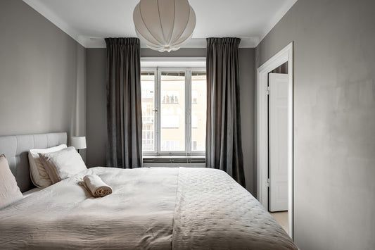 Curtains Making Your Small Bedroom Look Dark? 7 Easy Fixes That Brighten the Room