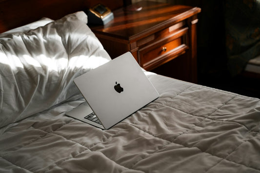 Pure Silk Pillowcase Buying Guide: How to Choose One for a Better-Styled Bedroom