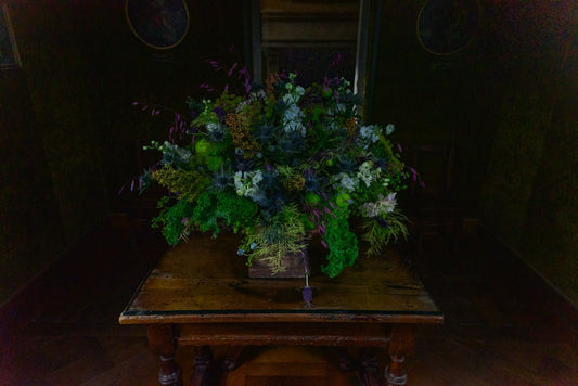 How a Glass Basket Vase Fixes an Empty Entryway Table: Easy Styling Ideas