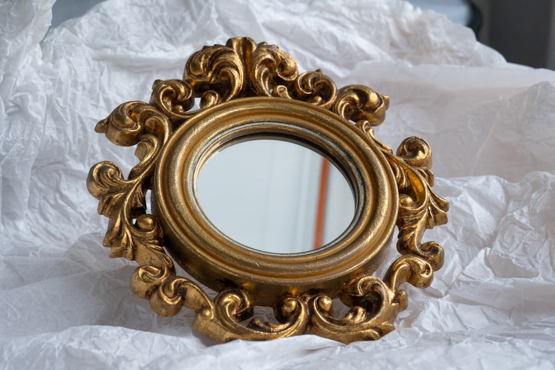 How to Style a Lotus Mirror in a Small Entryway for a Bright, Welcoming First Impression
