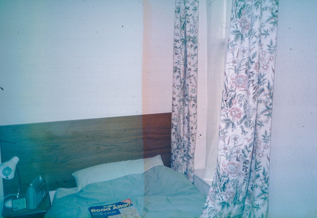 Curtains vs Blinds for a Rental Bedroom: Which Is Easier to Style?