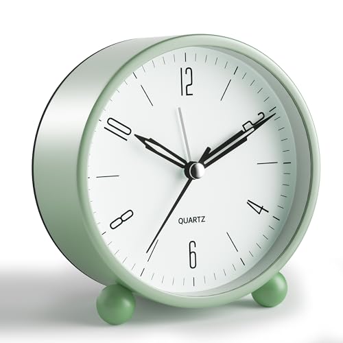 JALL Analog Alarm Clock, 4 inch Super Silent Non Ticking Small Clock with Night Light, Battery Operated, Simple Design, Old Fashioned Style Ideal Decor, for Bedroom, Bedside, Desk, Adult, Gift, Green