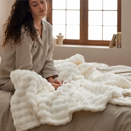Bedsure 3D Fleece Bubble Blanket for Couch - GentleSoft Cute White Throw Blanket for Sofa Bed Room Decor - Luxury Soft Cozy Cloud Blanket Mothers Gifts for Women, Lightweight, Off White, 50"×60"