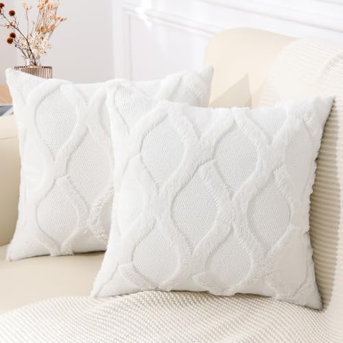 decorUhome Summer Throw Pillow Covers 18x18 Inch Set of 2, Soft Plush Faux Fur Wool Cream White Accent Couch Pillow Covers for Modern Farmhouse Bed Sofa Living Room