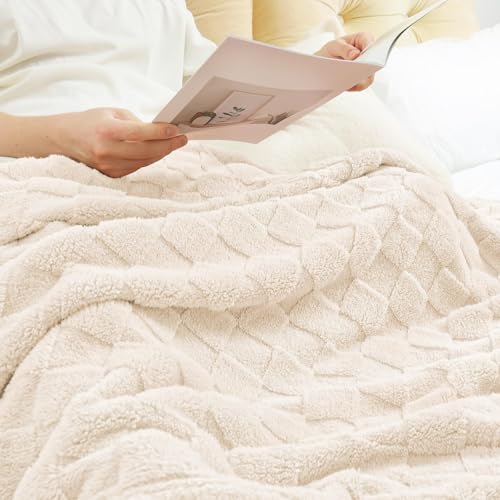 Exclusivo Mezcla Fleece Throw Blanket for Couch and Sofa, Super Soft and Cozy Blankets with Checkered Design, Lightweight, Decorative, All Season Use, 50x60 Inches, Ivory