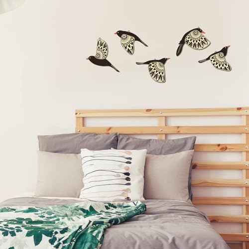 Barydat 5 Pcs Wooden Bird Wall Art Wood Flying Birds Wall Decor Rustic Folk Art Scandinavian Home Decor for Gift Living Room Bedroom Kitchen Office(Black)