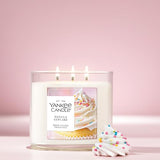 Yankee Candle Vanilla Cupcake, Scented Candle, 14.5oz 3-Wick Candle Jar with up to 40 Hours Burn Time, Giftable