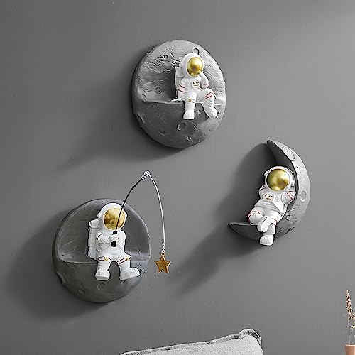 AWNR 3 Pcs Astronauts Wall Sculpture Decor for Modern Home Decor Background 3d Wall Decorations for Living Room Sofa Bedroom Wall Decor Outer Space Theme Wall Decor for Room