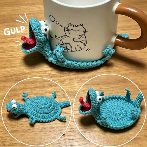 Funny Crochet Lizard Coaster, Handmade Animal Mug Rug Coaster, Cute 3D Amigurumi Drink Mat for Coffee Table Desk Home Decor Housewarming Gift (Blue+Green)
