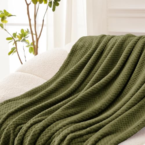 Exclusivo Mezcla Fleece Throw Blanket Extra Large, Super Soft and Warm Blankets for Couch, Sofa and Bed Waffle Textured, Cozy, Fuzzy and Lightweight (Olive Green, 50x70 Inches)