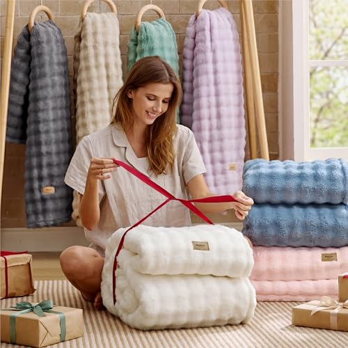 Bedsure 3D Fleece Bubble Blanket for Couch - GentleSoft Cute White Throw Blanket for Sofa Bed Room Decor - Luxury Soft Cozy Cloud Blanket Mothers Gifts for Women, Lightweight, Off White, 50"×60"