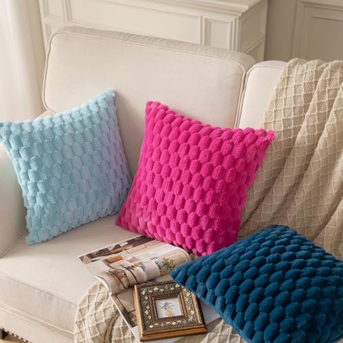MANDIOO Pack of 2 Light Blue Super Soft Plush Fluffy Decorative Throw Pillow Covers 18x18 inch Faux Fur Wool Velvet Cushion Covers Pillow Cases Couch Sofa Bed Living Room