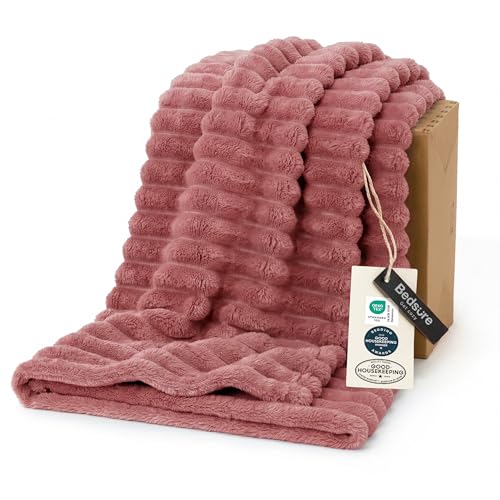 Bedsure Soft Throw Blanket for Couch Decor Gifts Dusty Pink 50"x70"