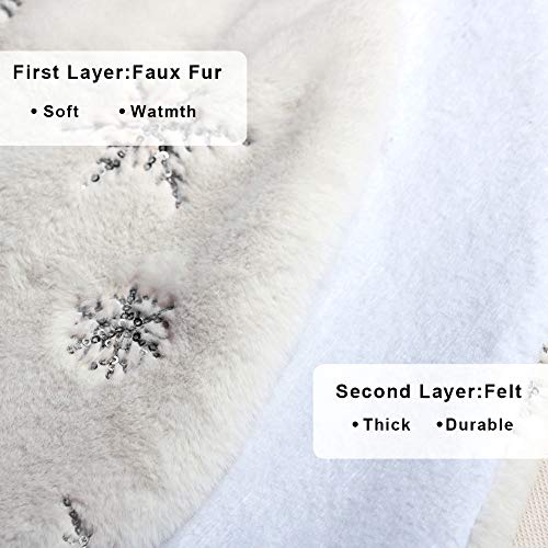 Dremisland Christmas Tree Skirt, 48 inches Large White&Silver Luxury Faux Fur Tree Skirt with Snowflakes Super Soft Thick Plush Tree Skirt for Xmas Tree Decoration (Silver, 48inch/122cm)