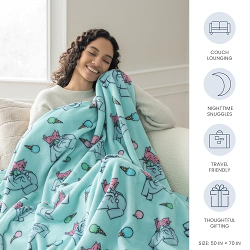 Berkshire Mo Willems® VelvetLoft® Throw Blanket - Super Soft Plush Elephant & Piggie Character Design - Cozy Home Decor, Elephant_Piggie Ice Cream, 50 in x 70 in(Official Mo Willems® Product)