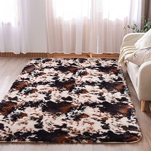 Aimuan Cow Print Area Rug Cute Fluffy Faux Cowhide Rug Super Soft Shaggy Carpets Tie-Dye Rugs for Living Room Bedroom Girls Kids Room Nursery Home Decor Non-Slip Mat (Coffee-Black, 5x7)