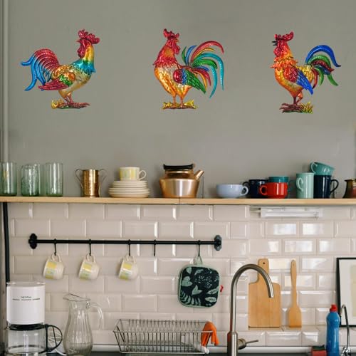 Tuokiuhn Rooster Metal Wall Art Decor Rooster Kitchen Decor Chicken Decor Living Room Bedroom Farmhouse Cabin Country Hanging Decorations Outdoor Garden Fence Art.