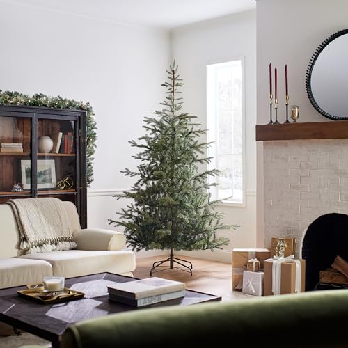 National Tree Company 7.5 ft Unlit Norwegian Spruce Artificial Christmas Tree, 1,325 Tips, Includes Stand, Green