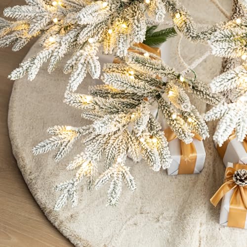 Glitzhome 9ft Pre-Lit Flocked Slim Artificial Christmas Tree with 650 Warm White LEDs, Realistic PE Needles Hinged Design for Modern Home Holiday Decor
