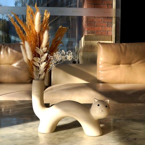 Natural Pampas Grass Dry Flower Bouquet with Boho Decorative Cute Cat Shaped Ceramic Vase for Living Room Bookshelf Dining, Modern European Minimalist Decor, Brown Pampas Bouquet and White Vase