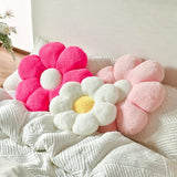 Xuyier Flower Pillow, Decorative Throw Pillow, 14.9“ Cute Daisy Pillow, Aesthetic Fun Decor Pillows for Bed, Flower Shaped Accent Cozy Pillow for Couch