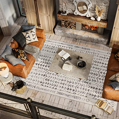 JONATHAN Y Ziri Moroccan Geometric Cream/Gray Indoor Area Rug, 4x6, Bohemian, Scandinavian, Easy-Cleaning for Living Room, Bedroom, Kitchen, Pet Friendly, Non-Shedding (MOH210A-4)