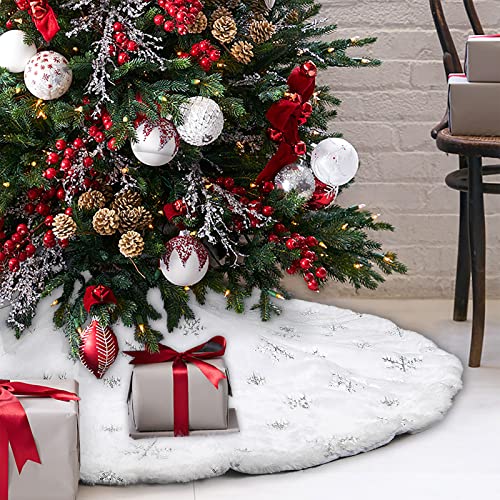 Faux Fur Christmas Tree Skirt,48 inches Large Luxury Tree Skirt with Sliver Snowflake Sequin, Christmas Decorations Holiday Thick Plush Tree Xmas Ornaments（White and Silver,48 Inch）